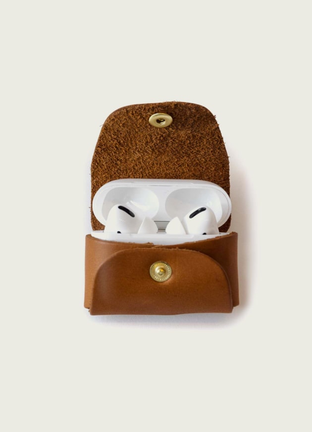 Polène  Airpods case - Camel edition