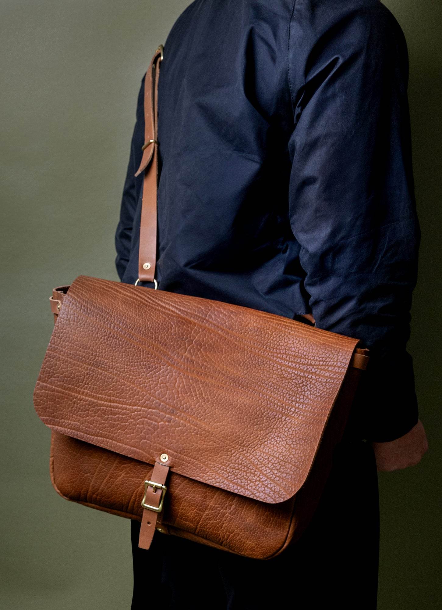 The Bull Messenger Bag - WP Standard