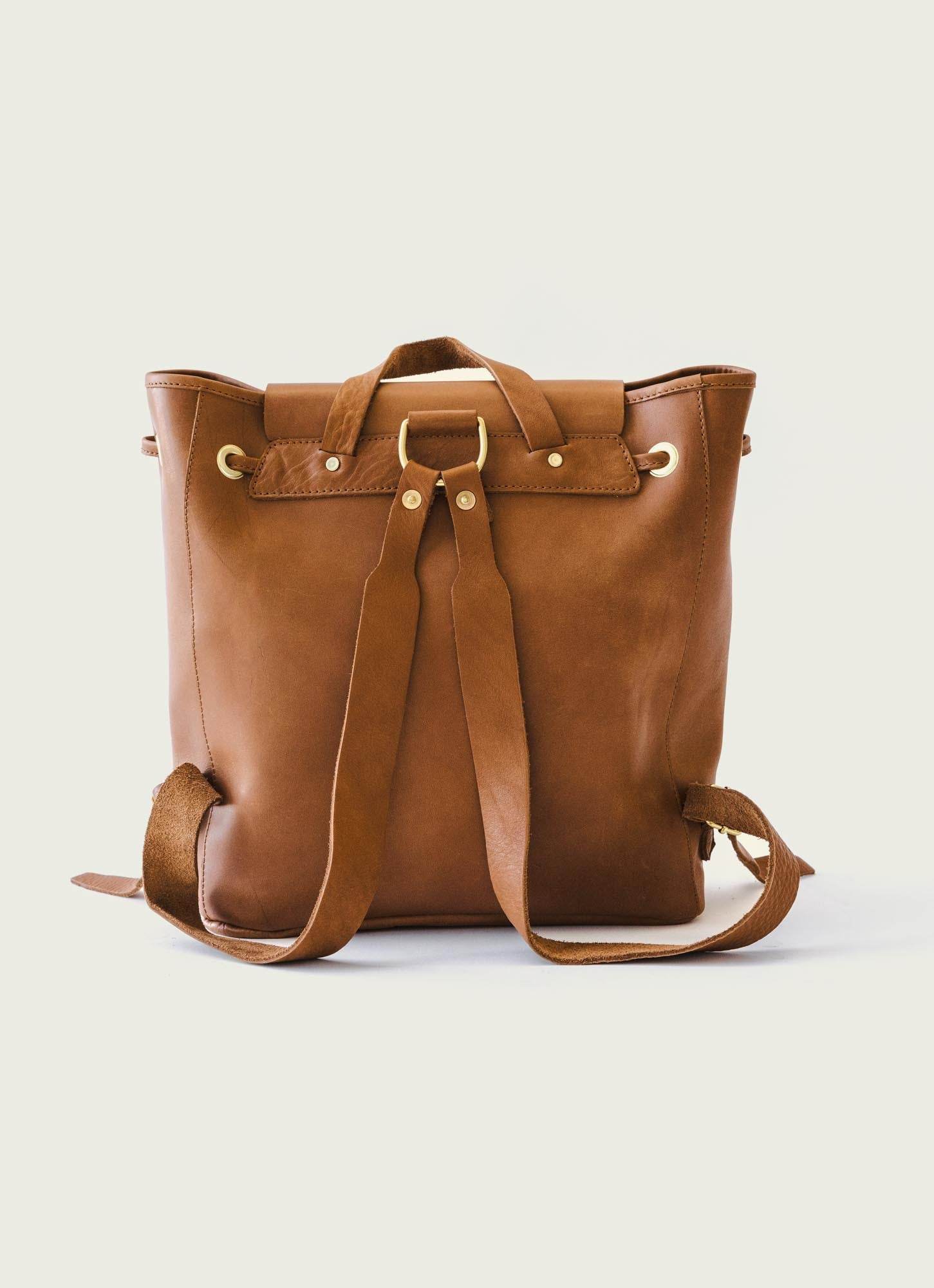 Full-grain leather backpack with adjustable straps, perfect for corporate gifting with a professional yet stylish design.