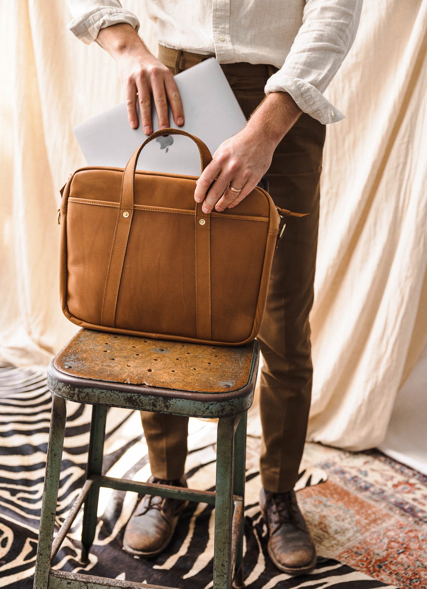 Why An Attaché Case Beats Briefcases & Men's Messenger Bags | Gentleman's  Gazette