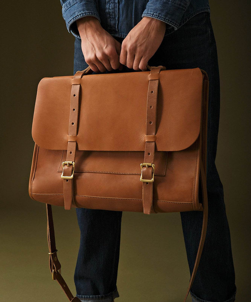 WP Standard Meridian Messenger Bag.
